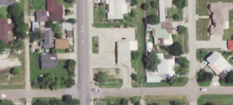 2415 Border Ave