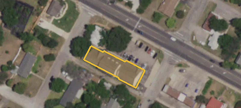 401 Pecan St