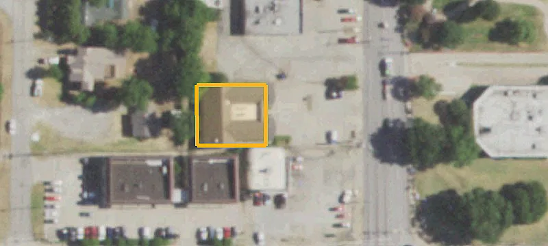 609 Main St