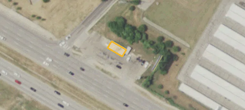 2001 Hwy 71st E