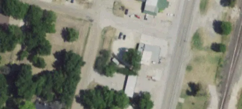 701 Ave E Ave