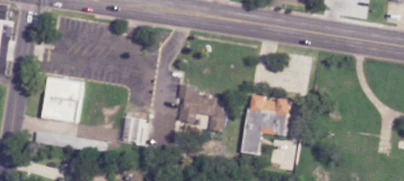 517 Pecan Blvd