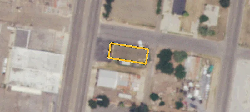 320 Closner Blvd