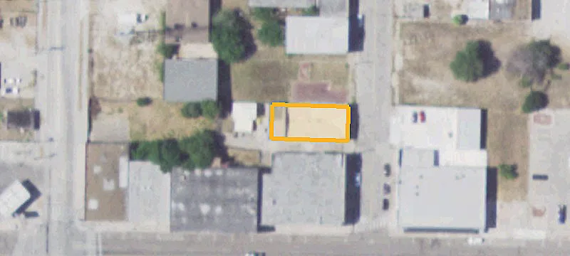 709 Waco St