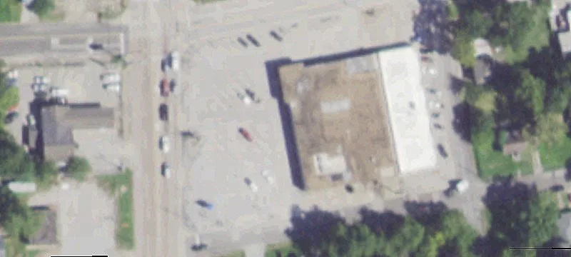 2100 Main St
