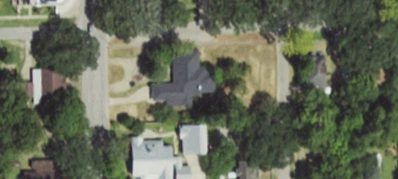 711 Sidnor St