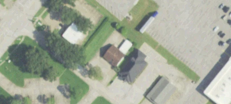 890 Sierra Dr