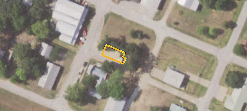 824 Pecan St