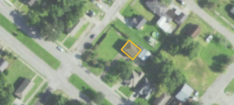 1036 Dequeen Blvd