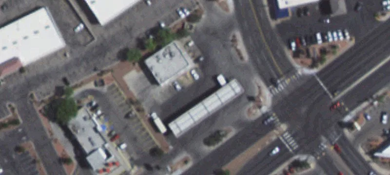 6095 Montana Ave