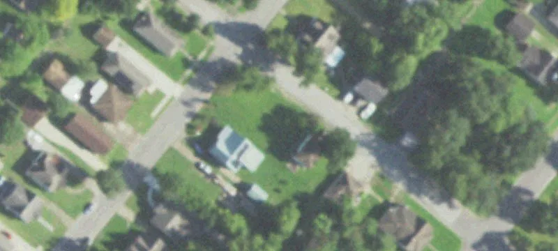 1327 4th Ave