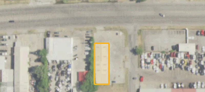 2237 Main St