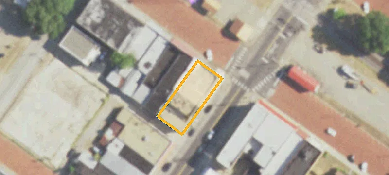 100 Main St