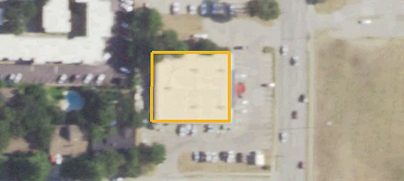 1201 Precinct Line Rd