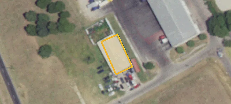909 Finn Rd