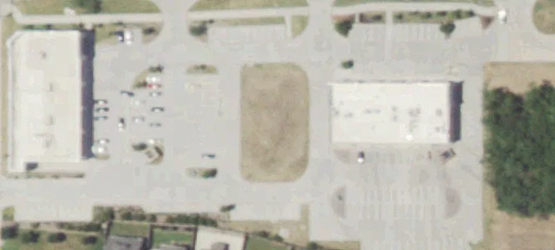 910 Harwood Rd