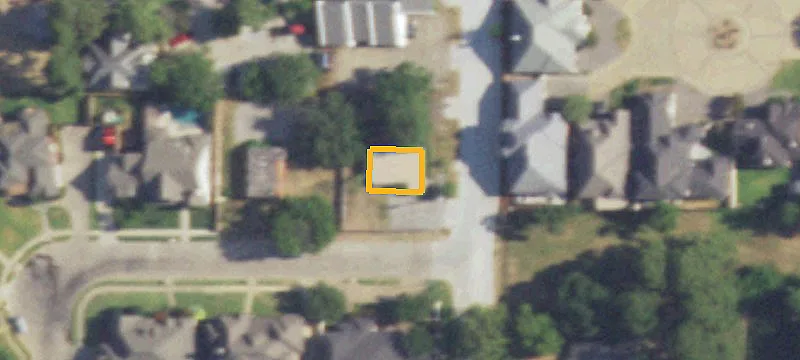1504 Mistletoe Ln