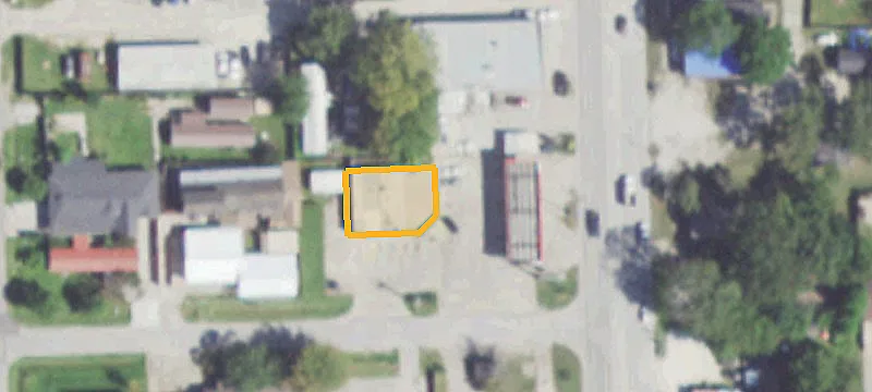 128 Main St