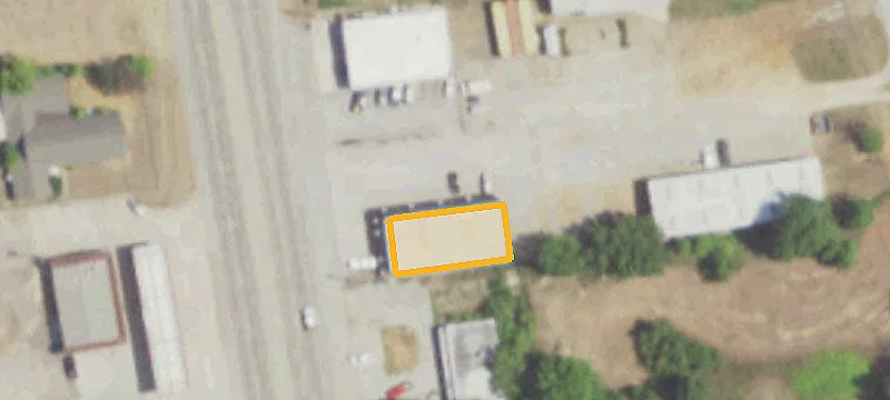 906 Main St