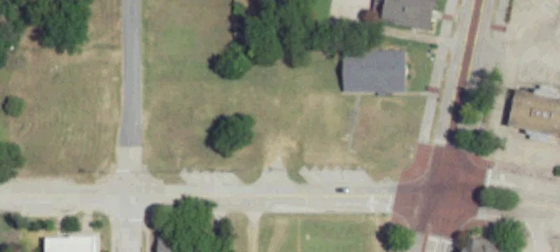 350 Main St