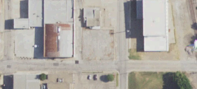 111 Lindsay St