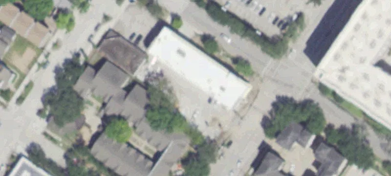 2204 Austin St