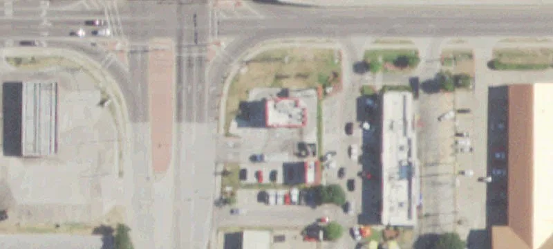 1300 Airport Fwy