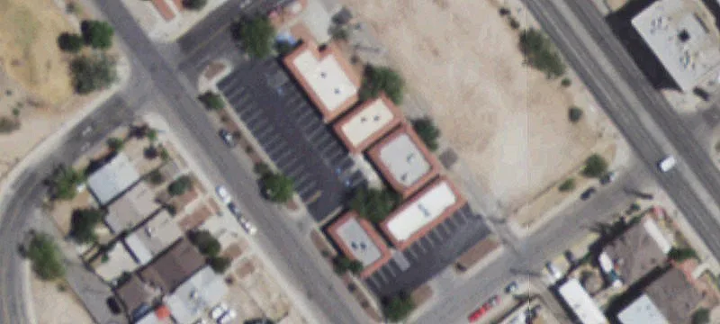 1400 El Paso St E E Ste