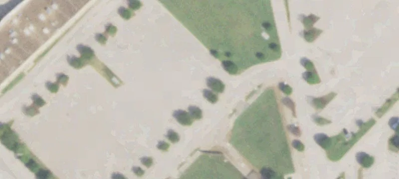 700 Oaks Mall
