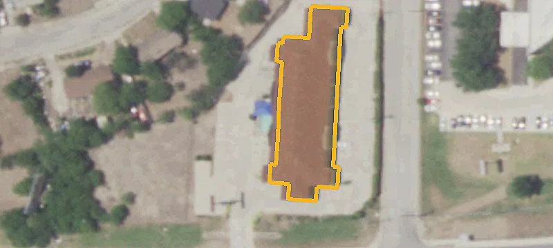 2755 Interstate 35