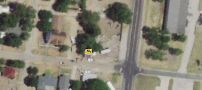 402 Pecan St