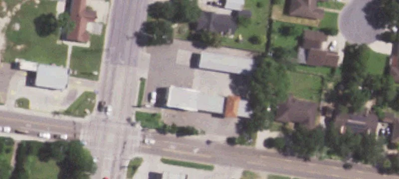 908 Sam Houston Blvd