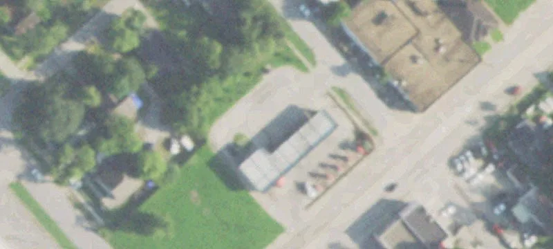 1520 College St