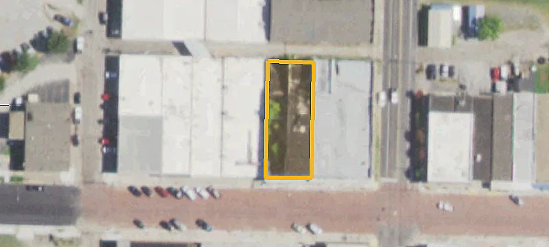 106 Main St