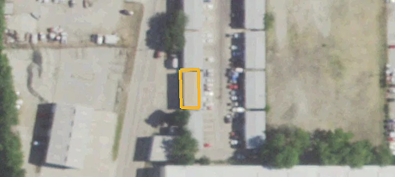 1350 Main St
