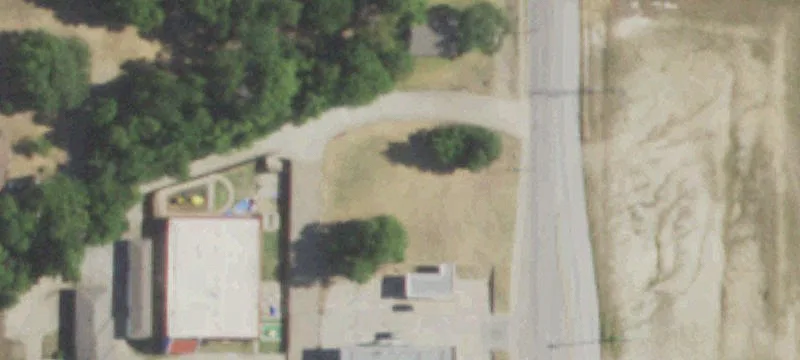 1403 Main St
