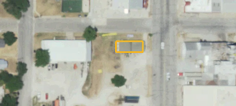 323 Main St