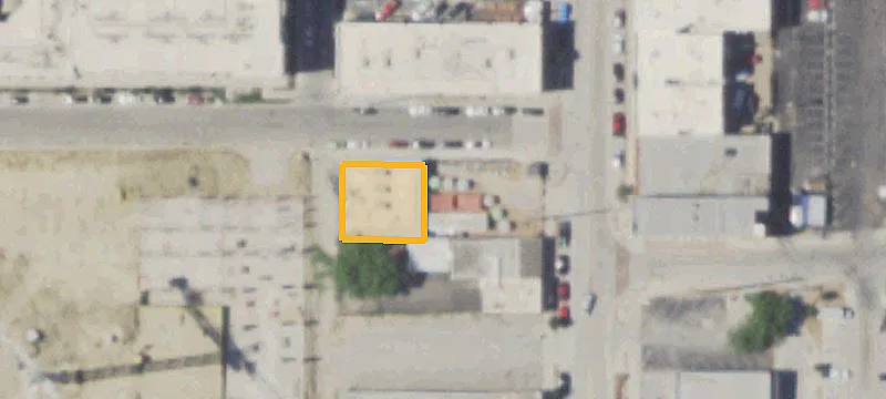 300 Main St