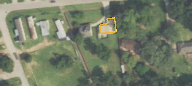 1121 Edgewood Dr