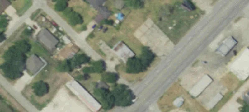 318 Ave F F