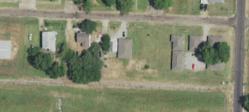802 Commerce St