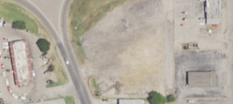1300 Mockingbird Ln