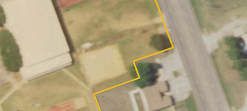 8737 Hwy 77