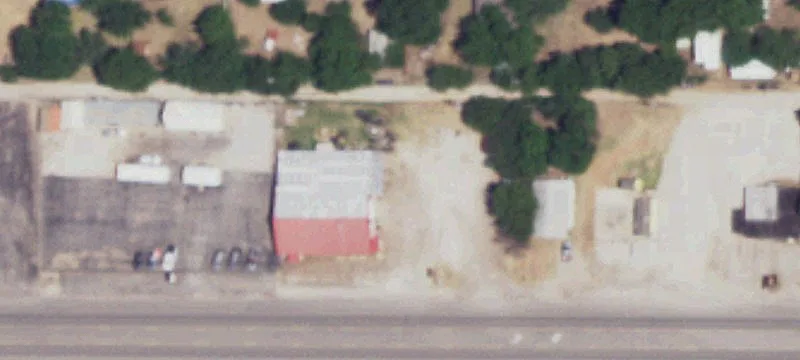 1106 Main St