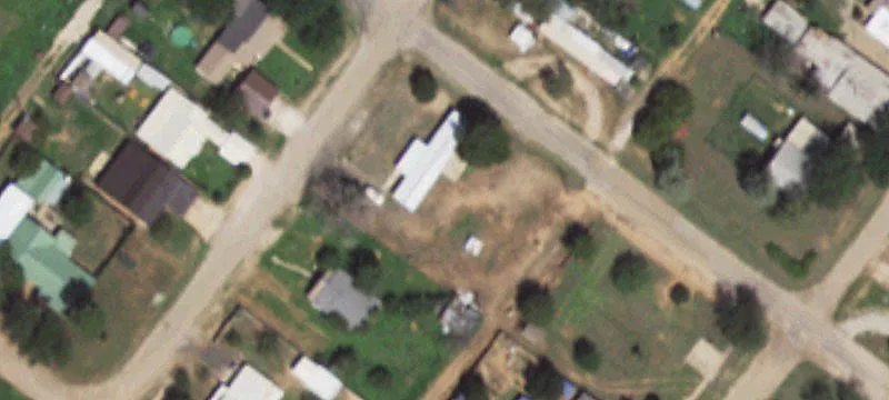 301 Henderson Ave