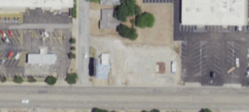 1403 Main St