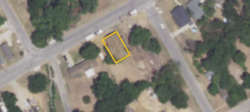 915 G W Jackson Ave