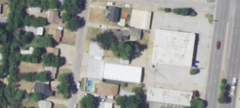 3305 Buchanan St