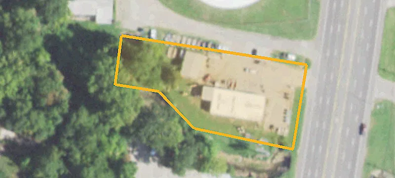 703 End S Blvd