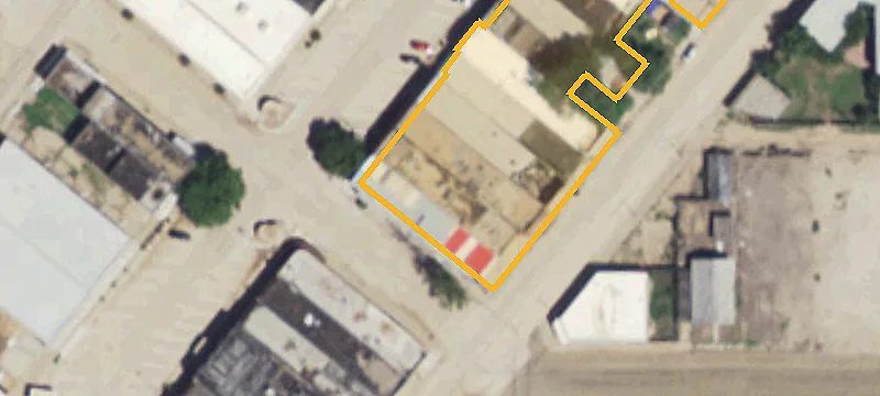 332 Phelps Ave